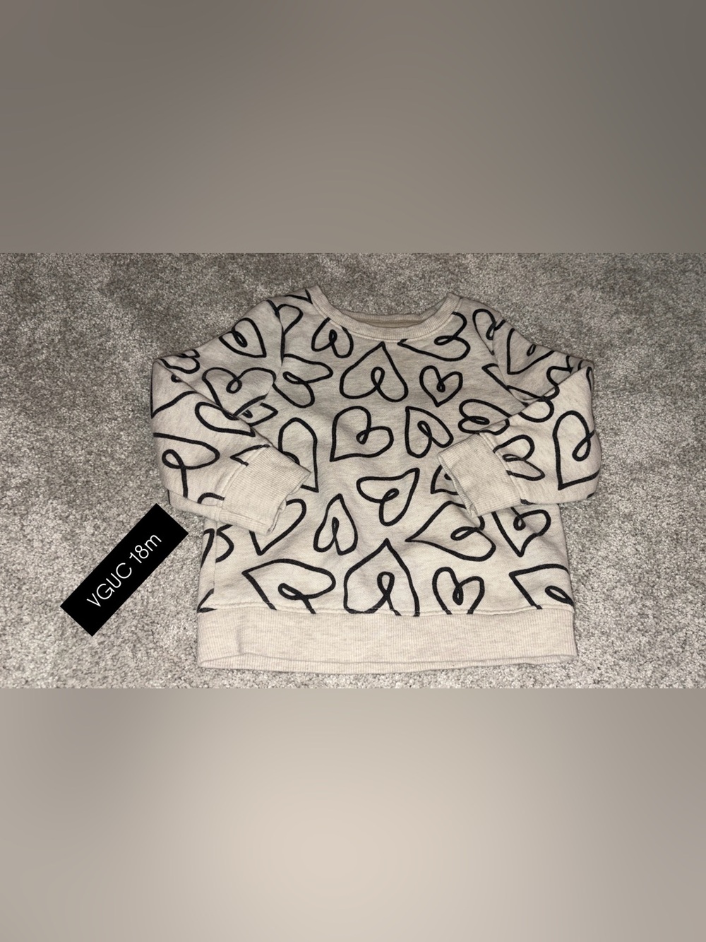 Heart crewneck